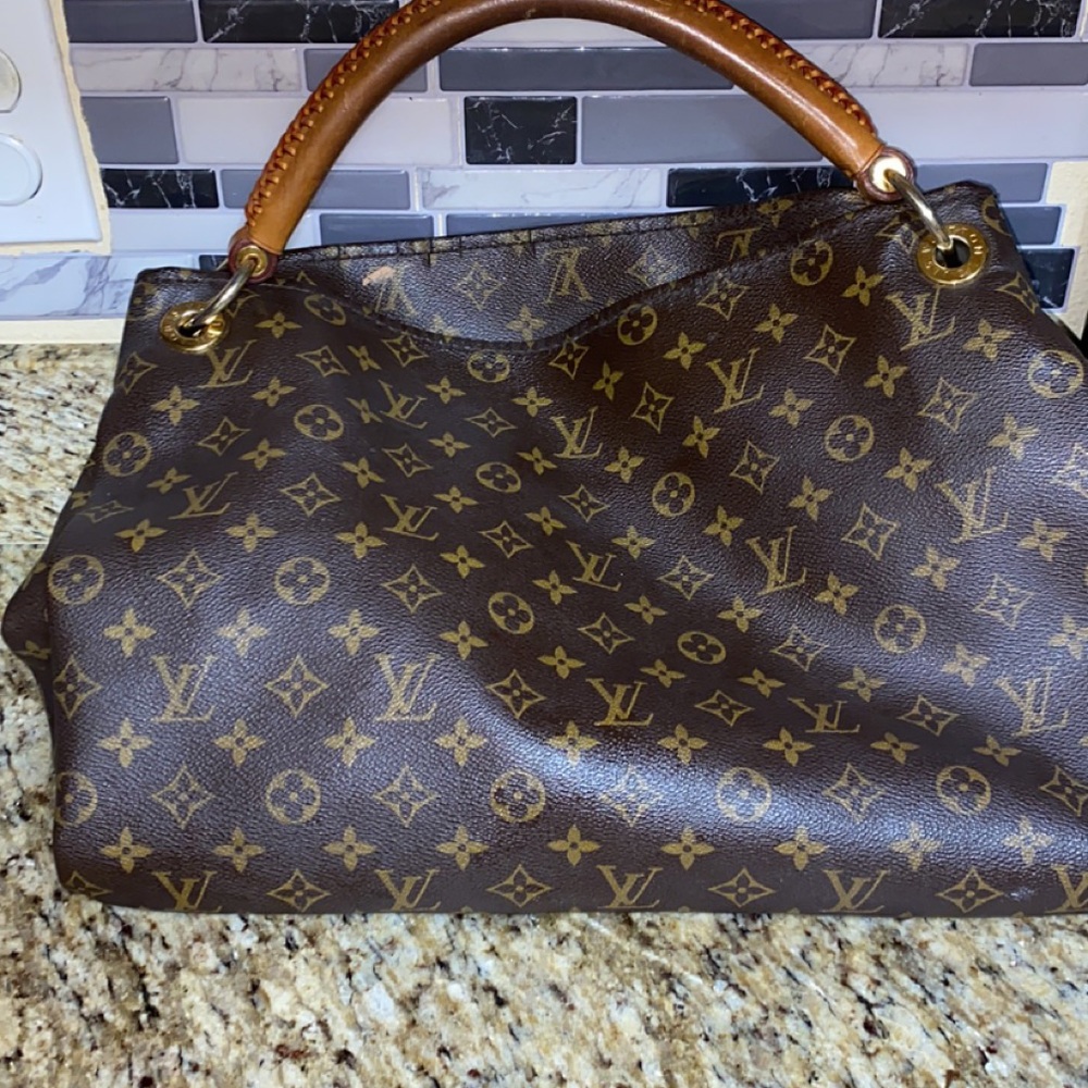 Louis Vuitton Artsy